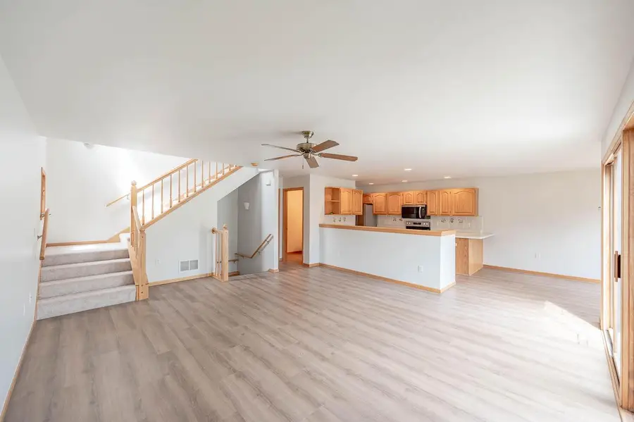 2255 Circle Ridge ROAD #E, Delafield, WI 53018 - #3
