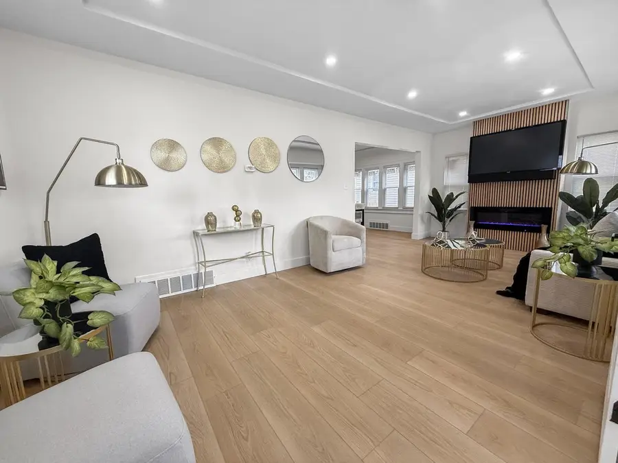 3842 N 13th STREET, Milwaukee, WI 53206 - #3