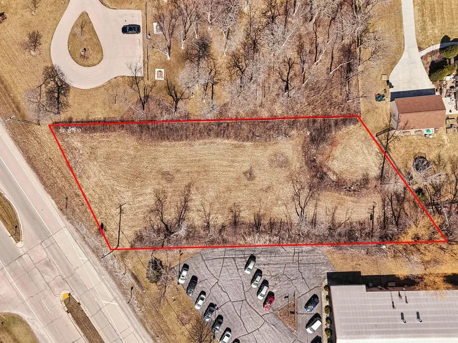 Lt1 DOUGLAS AVENUE, Racine, WI 53402 - #2