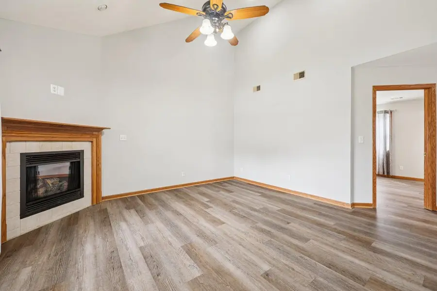 111 Silver Fox DRIVE, Kewaskum, WI 53040 - #3