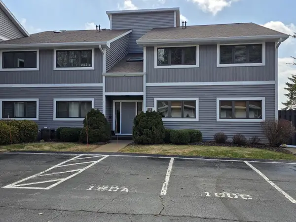 150 Summit Beach DRIVE #D, Algoma, WI 54201