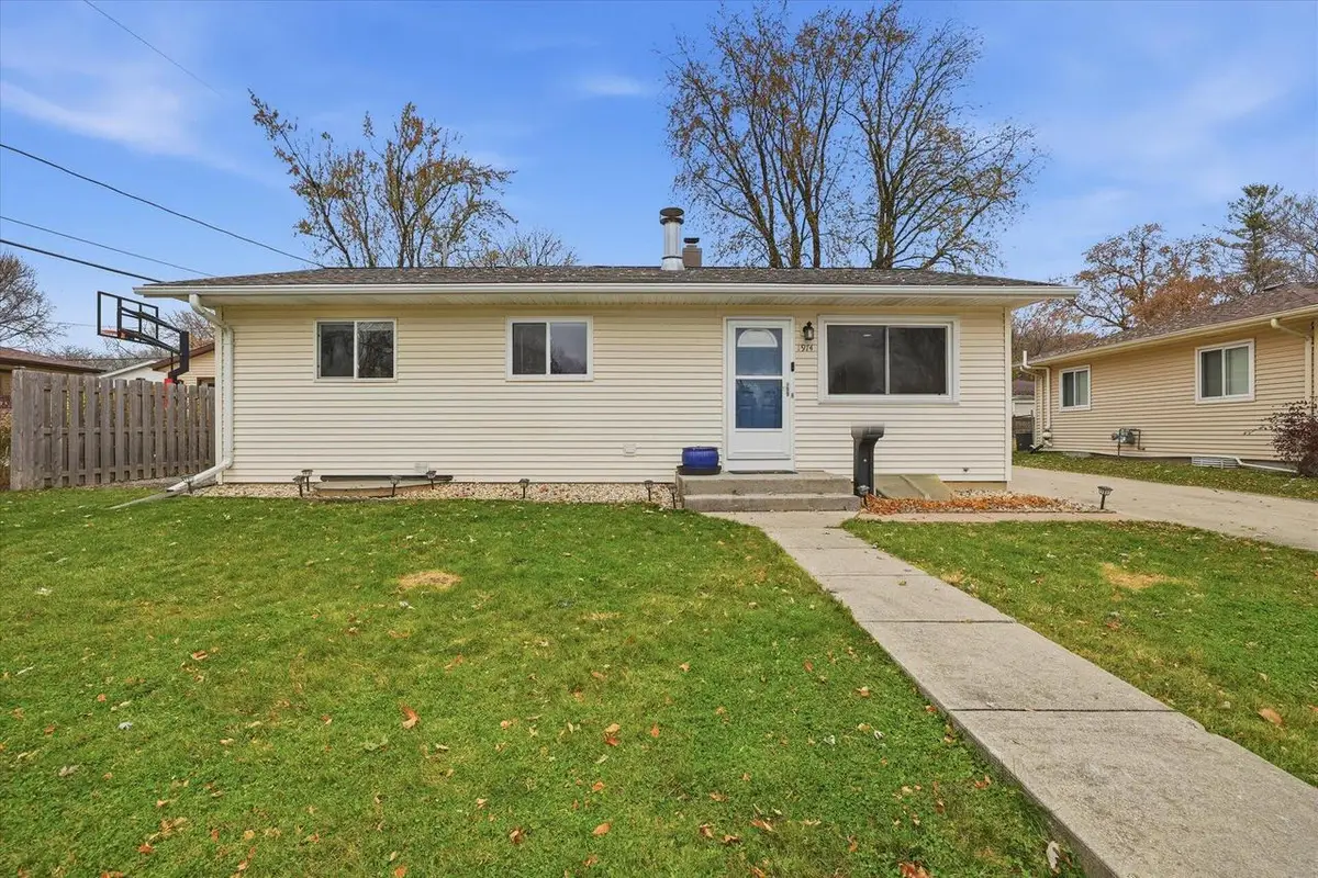 1974 Jan AVENUE, Waukesha, WI 53188 - #1