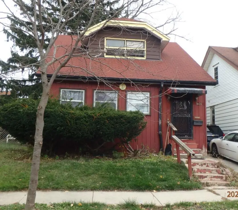 3624 N 24th PLACE, Milwaukee, WI 53206 - #1