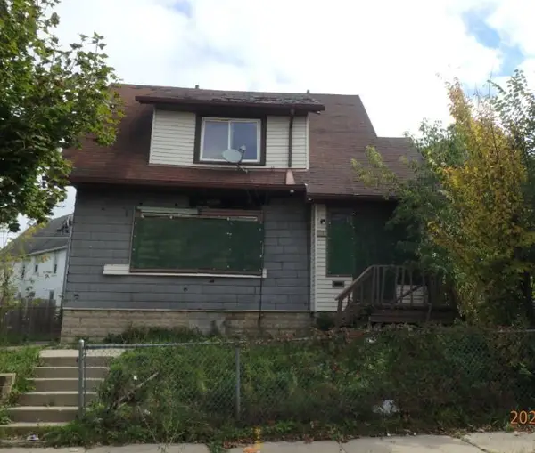 3282 N Dr Lester Carter DRIVE, Milwaukee, WI 53206