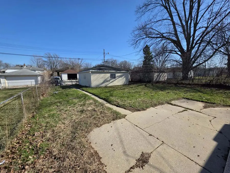 8127 Glen AVENUE, Milwaukee, WI 53218 - #3