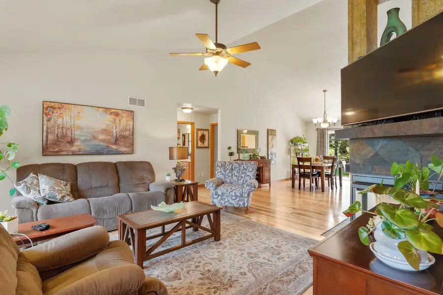 2947 South Gate DRIVE, Hartford, WI 53027 - #3