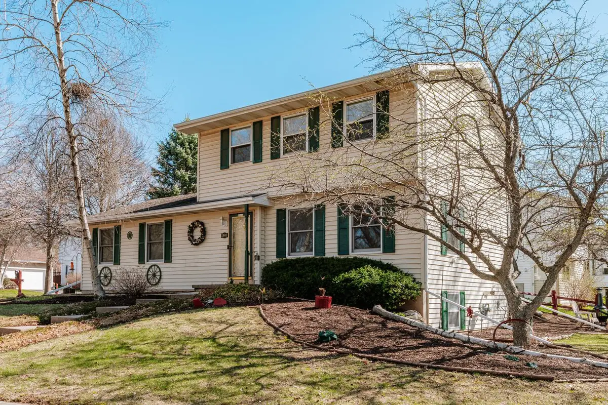 2001 S Thompson DRIVE, Madison, WI 53715 - #1