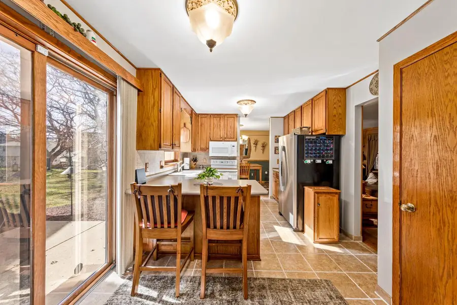 2001 S Thompson DRIVE, Madison, WI 53715 - #3