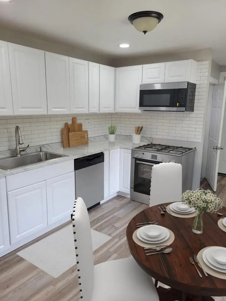 5024 N 32nd STREET, Milwaukee, WI 53209 - #3