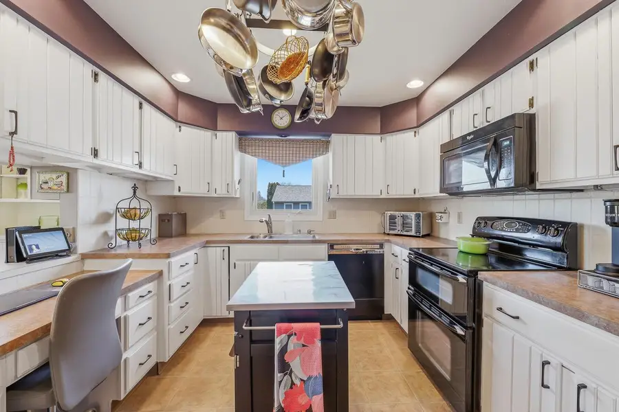 3517 Willow CIRCLE, Sheboygan, WI 53083 - #2