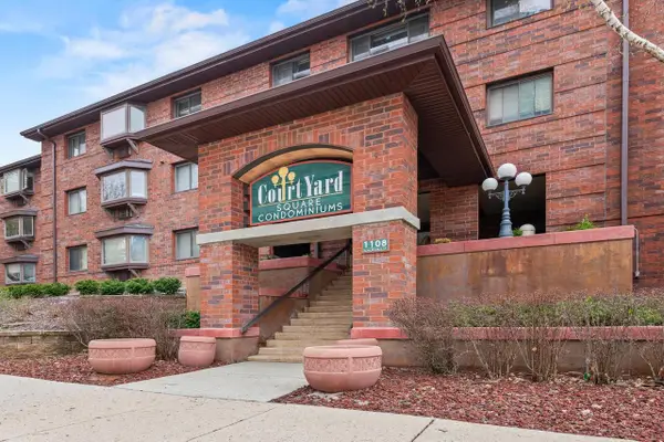 1108 Milwaukee STREET #310, Milwaukee, WI 53202