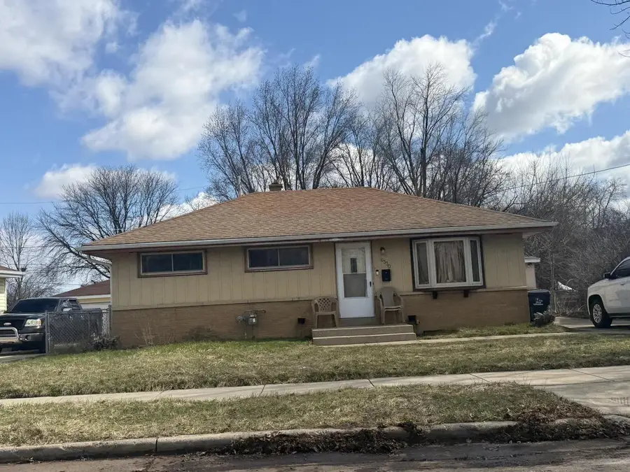 6330 N JOYCE AVENUE, Milwaukee, WI 53225 - #2
