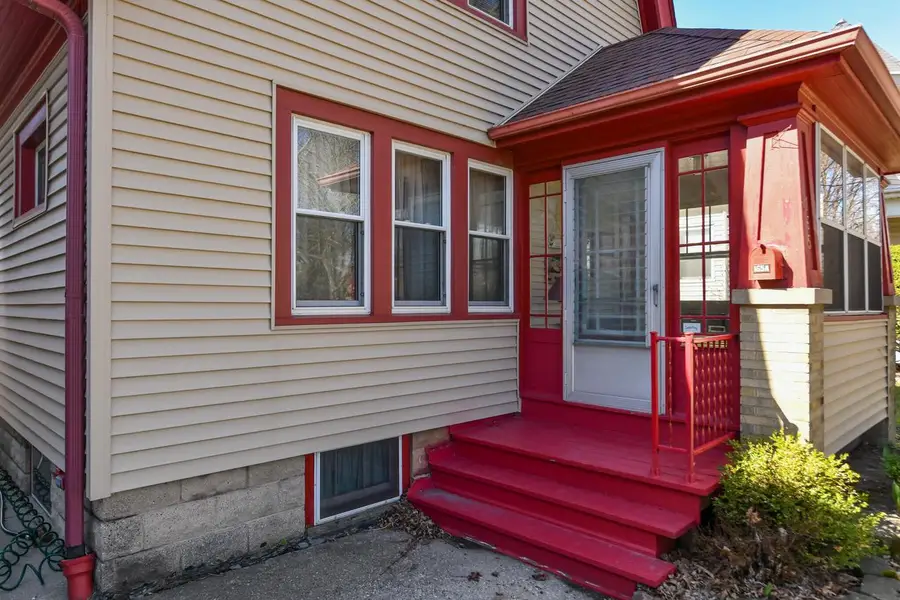 165 Saveland AVENUE, Milwaukee, WI 53207 - #2