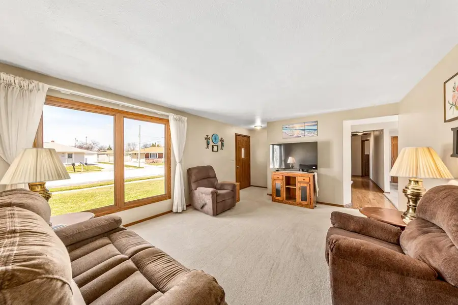 1041 London STREET, Menasha, WI 54952 - #3