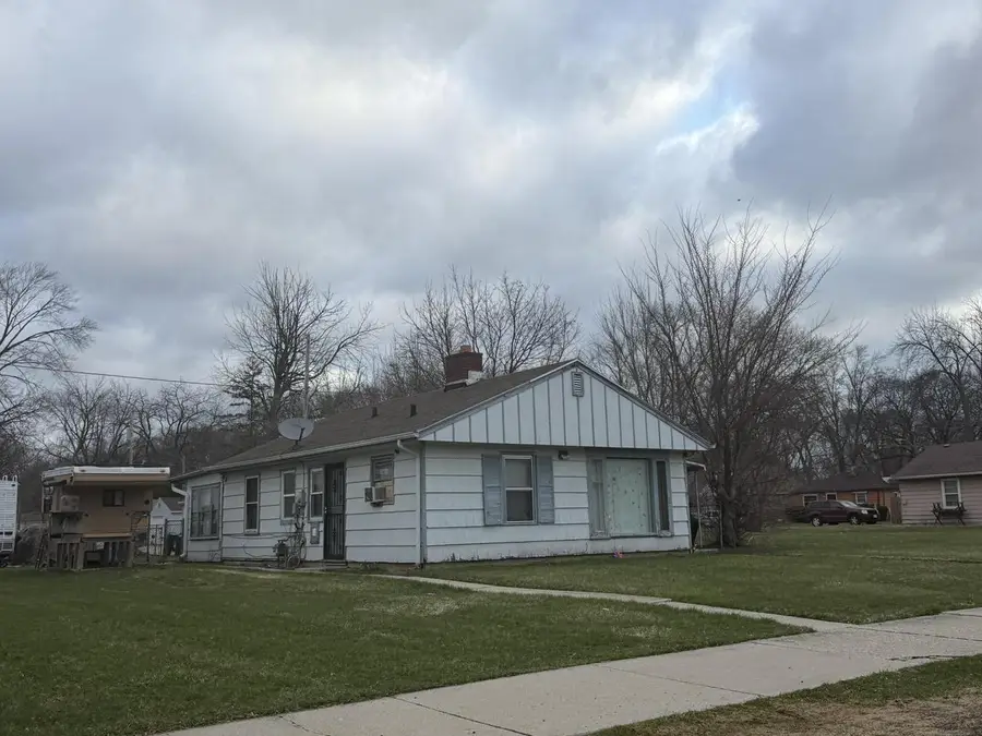 4618 W Congress STREET, Milwaukee, WI 53218 - #2