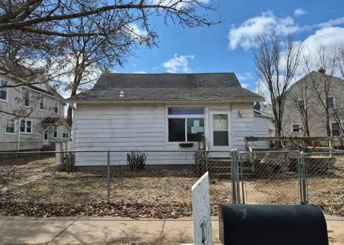 1022 3rd AVENUE, Eau Claire, WI 54703 - #1