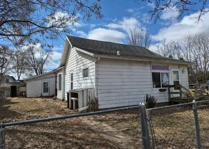 1022 3rd AVENUE, Eau Claire, WI 54703 - #3