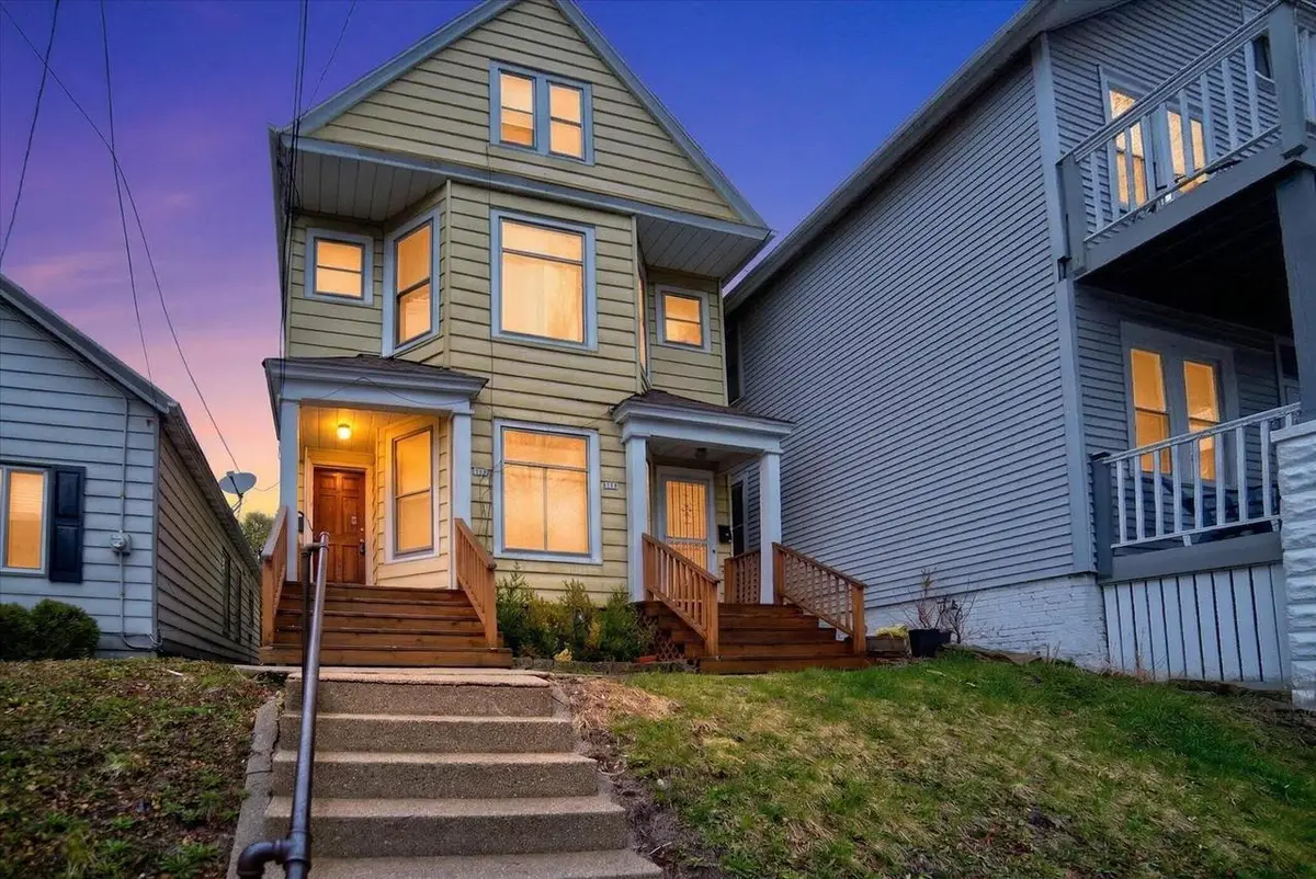 922 Hamilton STREET #924, Milwaukee, WI 53202 - #1