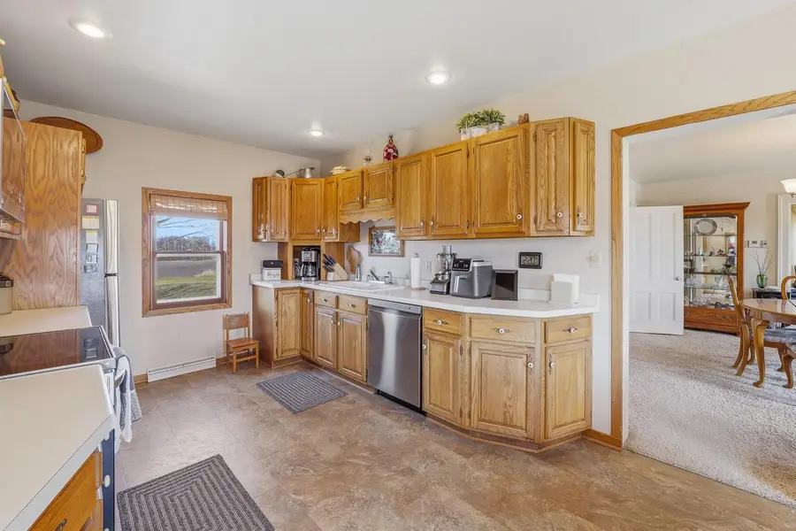 N5332 COUNTY ROAD G, Saint Cloud, WI 53079 - #2