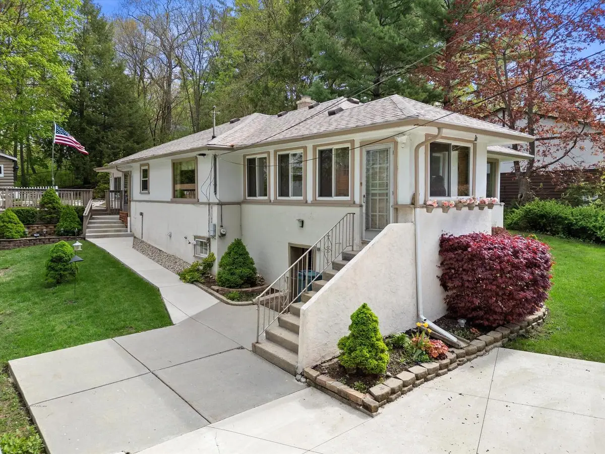 408 Valley ROAD, Twin Lakes, WI 53181 - #1