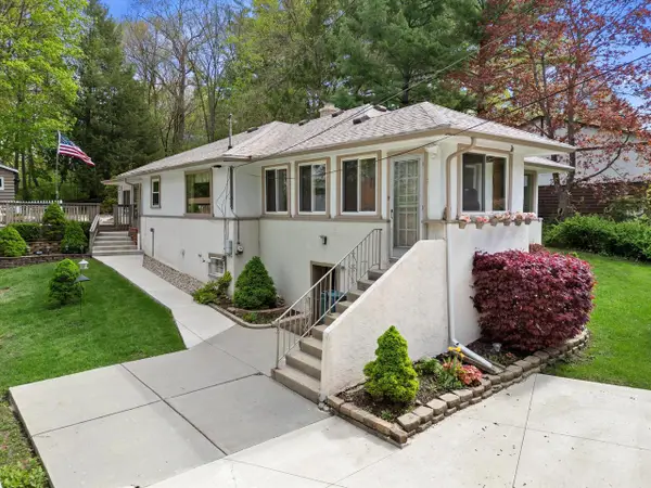 408 Valley ROAD, Twin Lakes, WI 53181