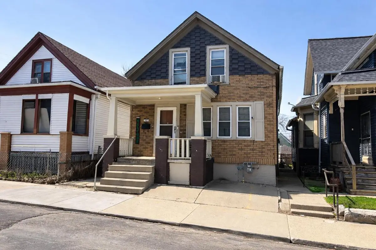1425 N 24th PLACE, Milwaukee, WI 53205 - #1