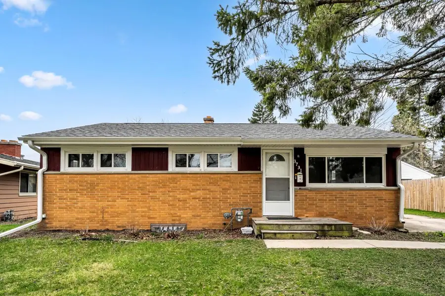 3731 St Andrews BOULEVARD, Racine, WI 53405 - #2