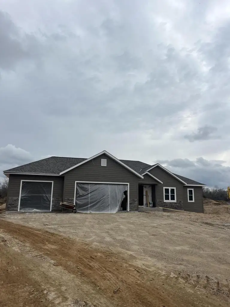 2357 Wallace Lake Rd ROAD, West Bend, WI 53090 - #3