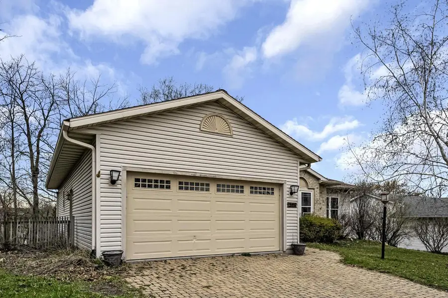 2328 Brookstone LANE, Waukesha, WI 53188 - #3