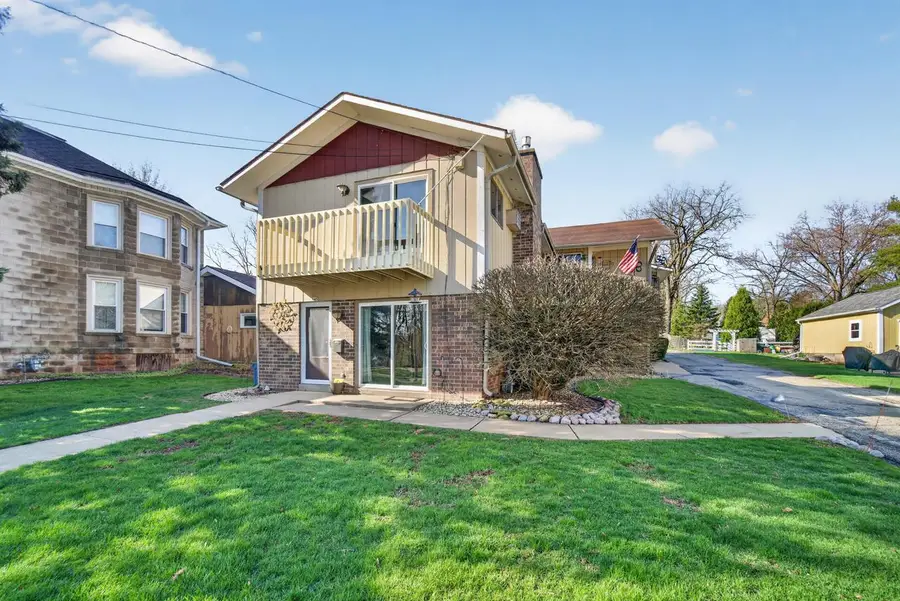 445 Chestnut STREET, Burlington, WI 53105 - #2