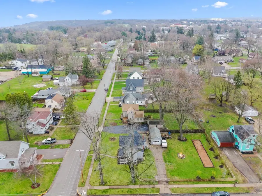 201 Howard STREET, Walworth, WI 53184 - #3