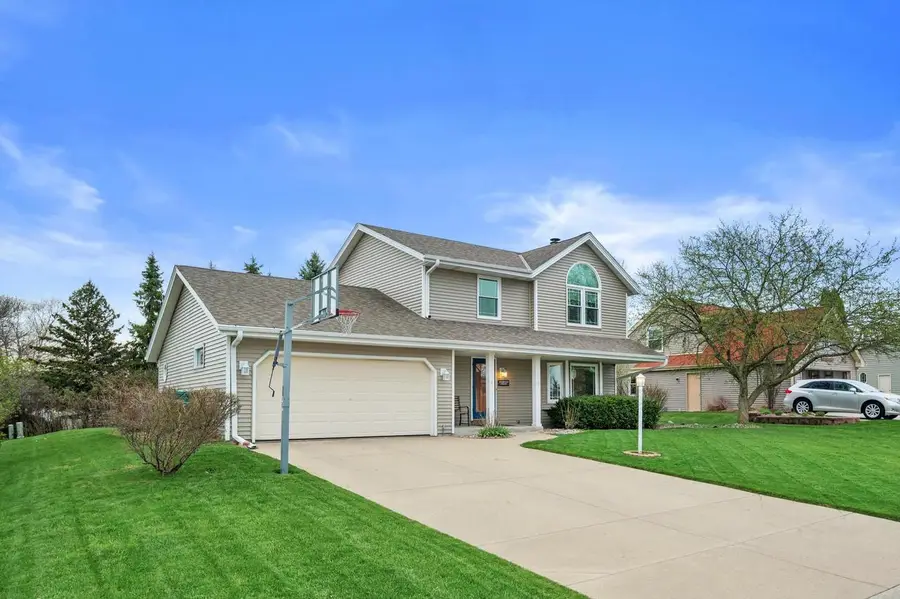 W162N10528 Auburn LANE, Germantown, WI 53022 - #3