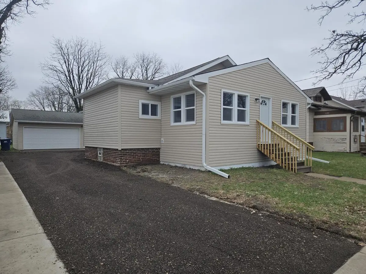 505 East Ave, Sparta, WI 54656 - #1