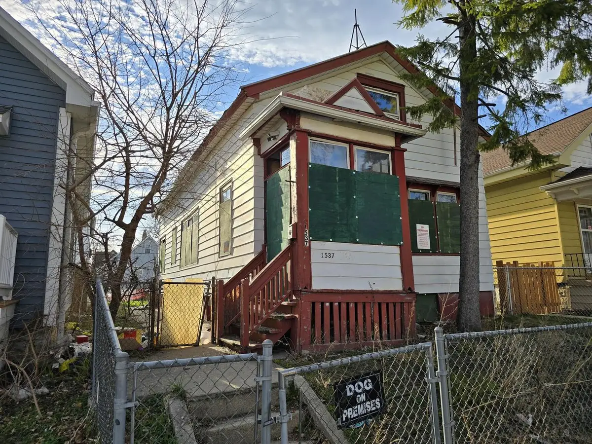1537 S 9th STREET, Milwaukee, WI 53204 - #1