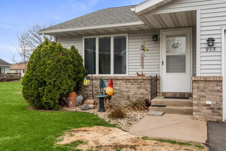 915 10th AVENUE, Onalaska, WI 54650 - #2