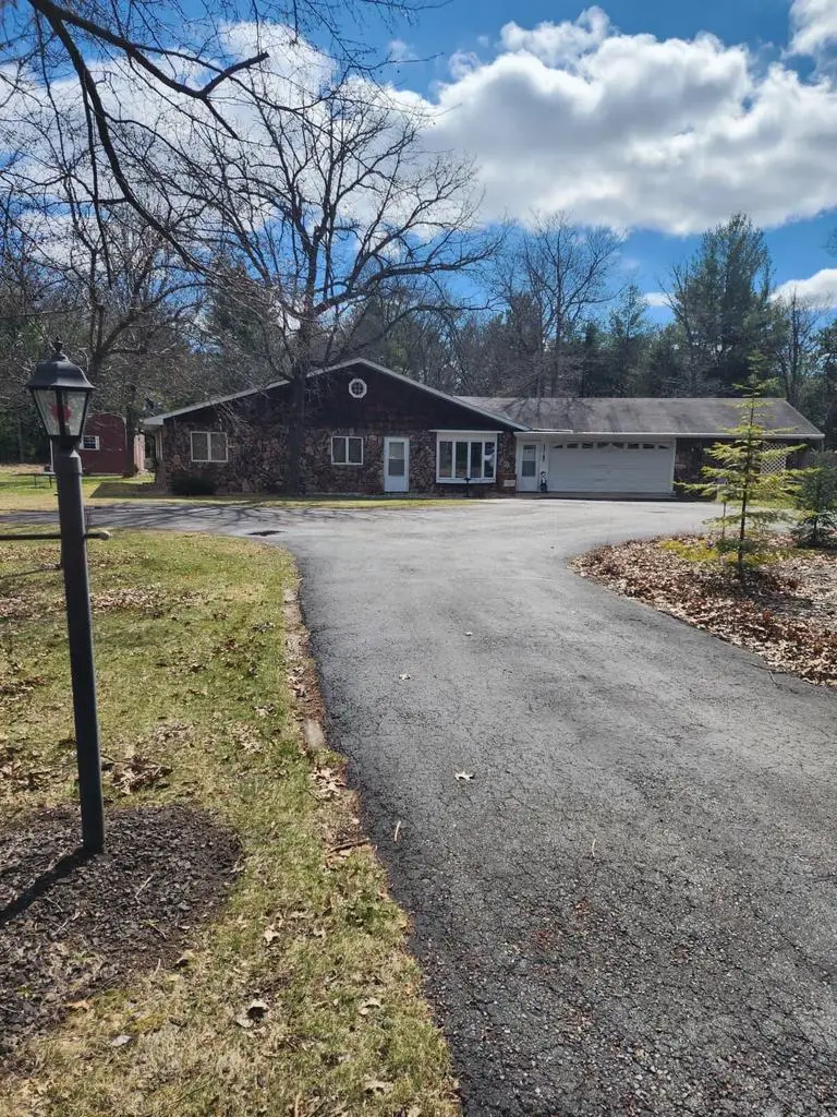 520 4th AVENUE, Redgranite, WI 54970 - #2