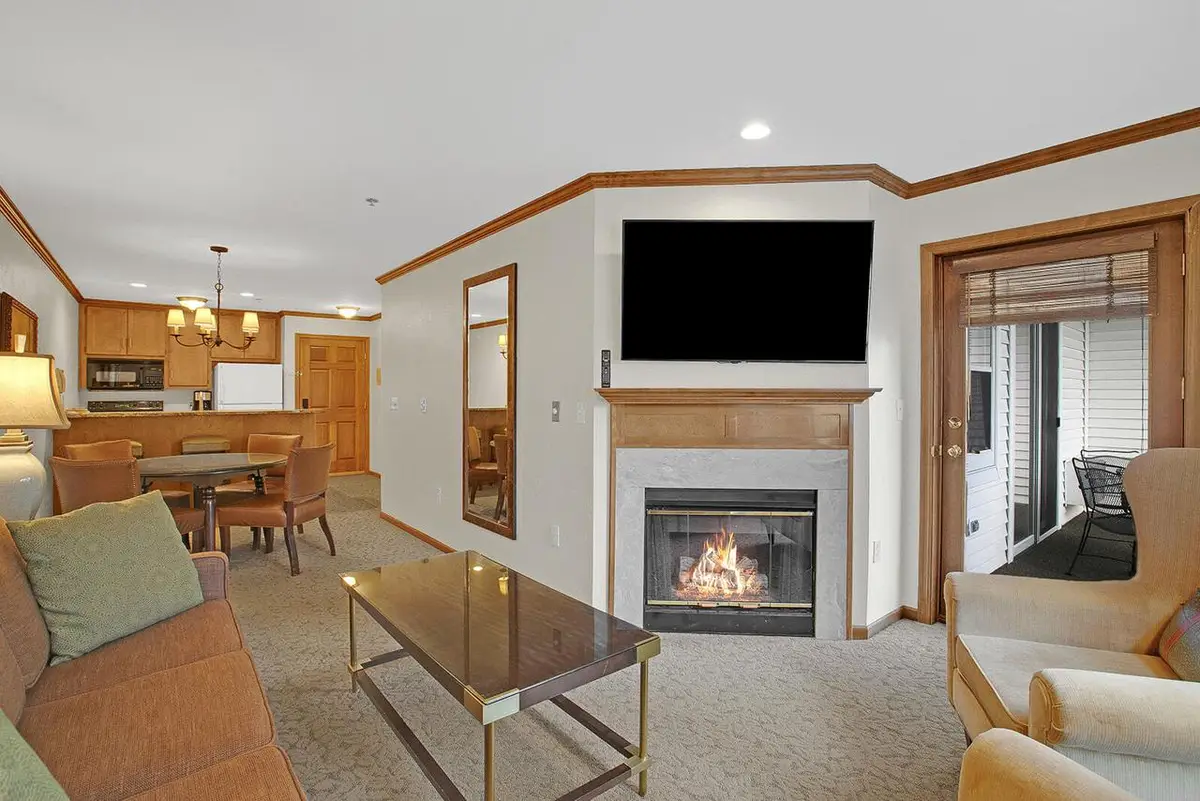 101 Osthoff AVENUE #245, Elkhart Lake, WI 53020 - #1