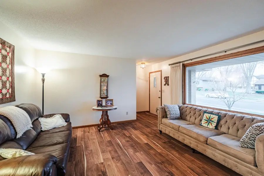 705 Grove STREET, Onalaska, WI 54650 - #3