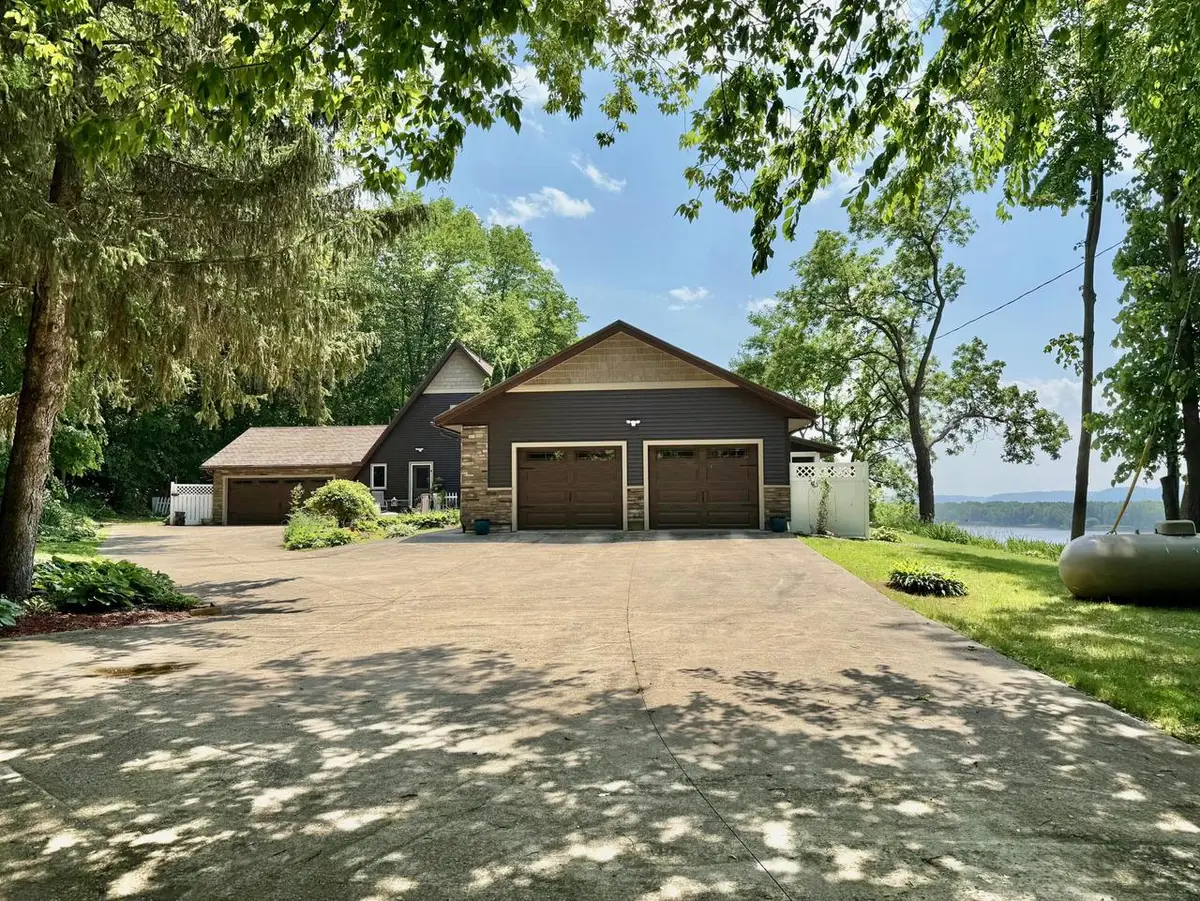 9642 State Highway 35, De Soto, WI 54624 - #1