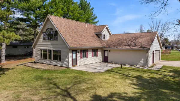 N9121 Otter LANE, Neshkoro, WI 54960