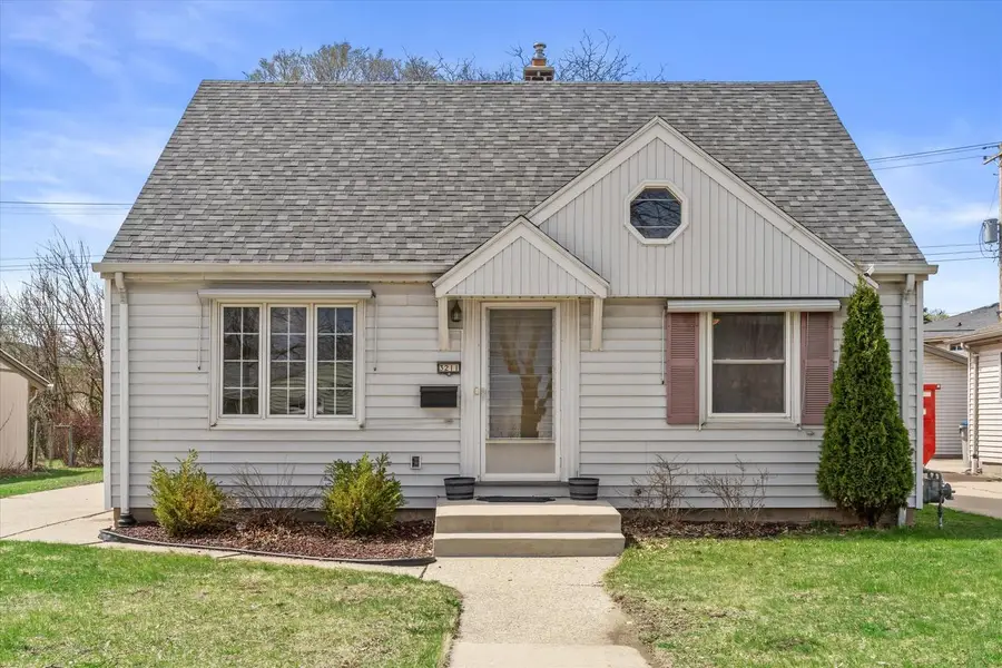 3211 S 72nd STREET, Milwaukee, WI 53219 - #2