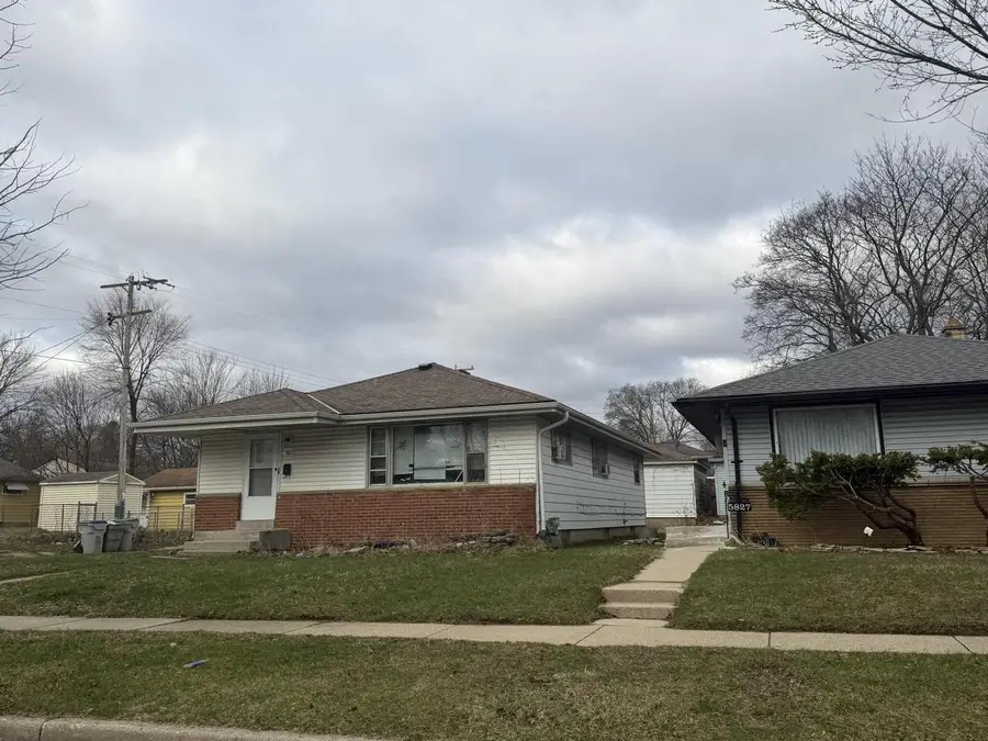 5821 N 70TH STREET, Milwaukee, WI 53218 - #2