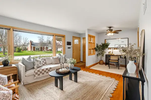 3230 106th STREET, Wauwatosa, WI 53222