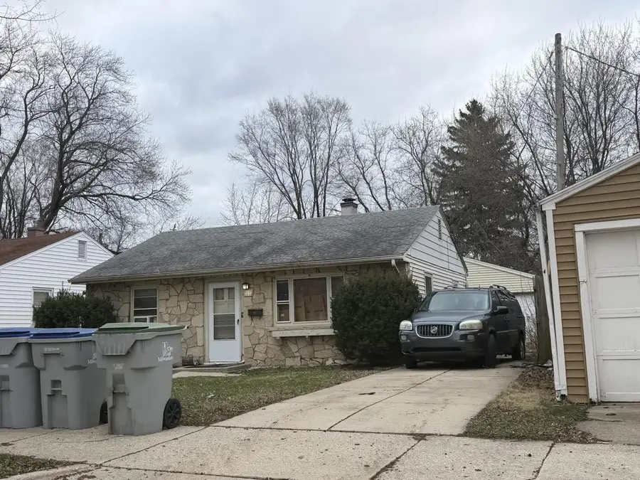 5016 N 50th STREET, Milwaukee, WI 53218 - #2