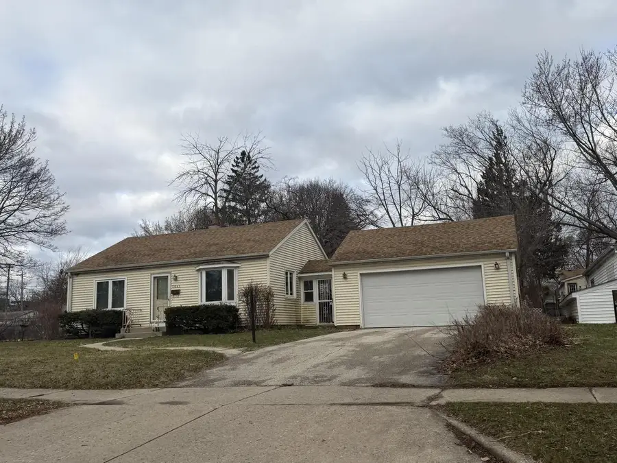 5643 N 66th STREET, Milwaukee, WI 53218 - #2