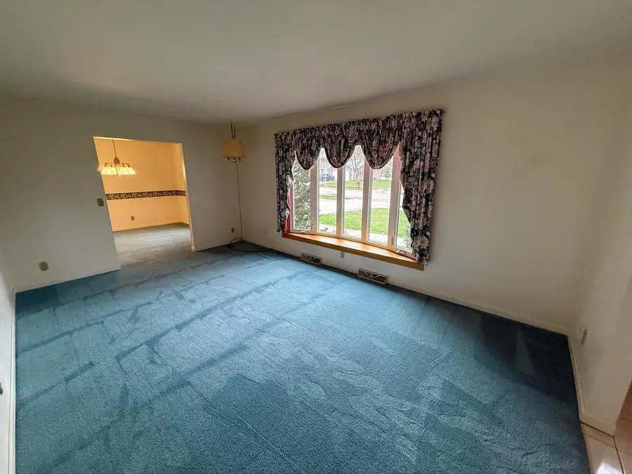 811 Ellen LANE, Fond Du Lac, WI 54935 - #2