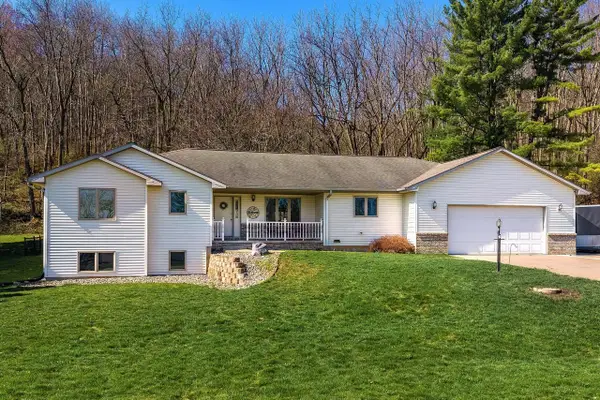 W5115 County Rd B, La Crosse, WI 54601
