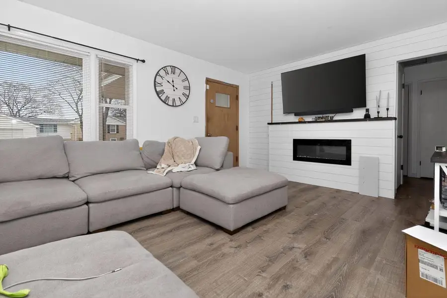 5524 N 103rd STREET, Milwaukee, WI 53225 - #3