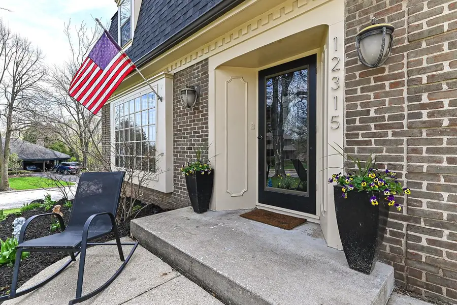 12315 W Christine DRIVE, Wauwatosa, WI 53226 - #2