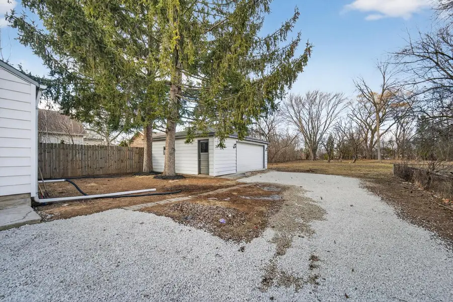 8630 W Lancaster AVENUE, Milwaukee, WI 53225 - #3